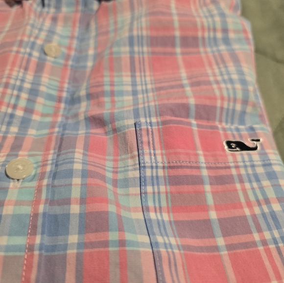 Vineyard Vines Button Down - Picture 3 of 3